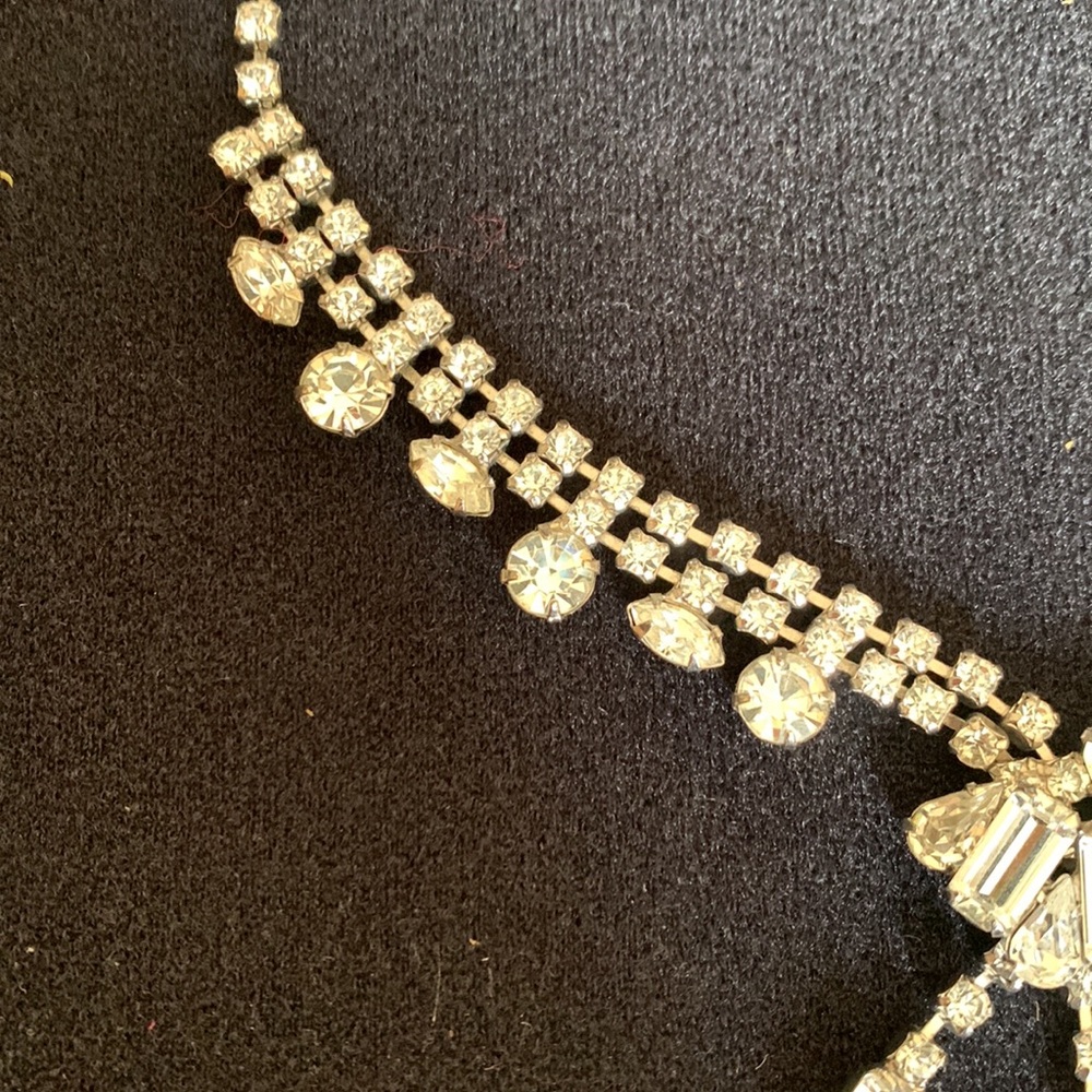 Vintage Rhinestone Necklace - Picture 6 of 6